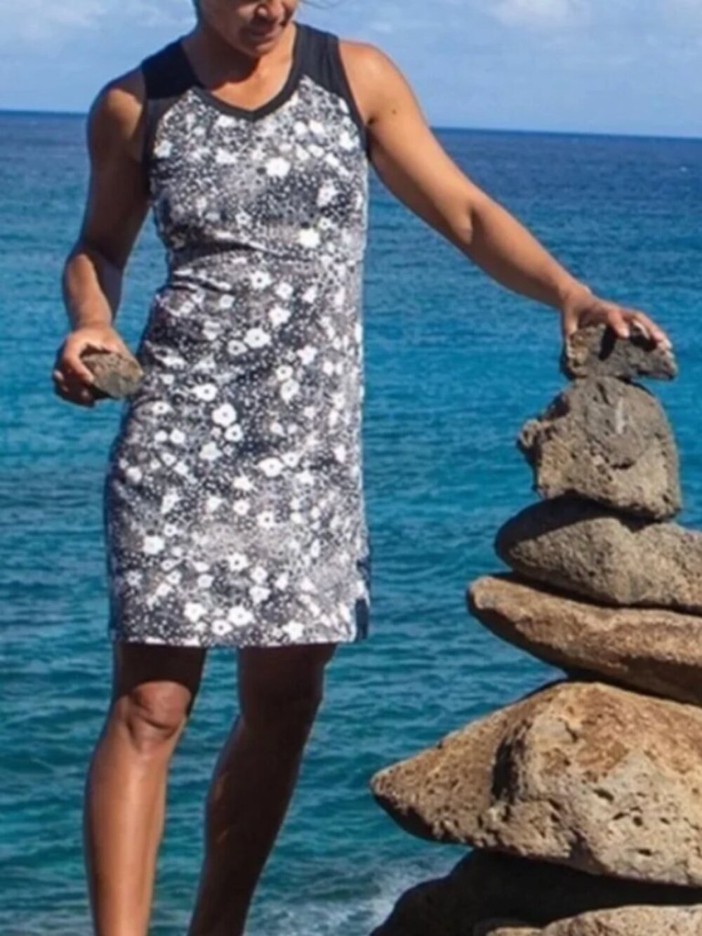 Title Nine | Diamalete Boss Dress Cosmic Floral Black & White | Size Large